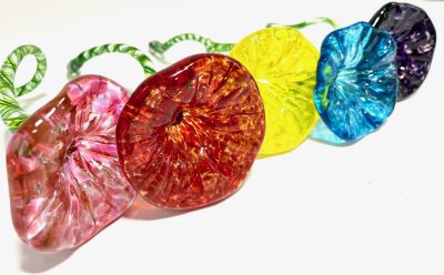 Blown Glass Flower Workshop with Wayne Manning – Glass in Vass at ARTworks Vass